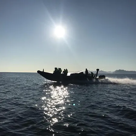 Steigen Sjøhytter * Engeloya