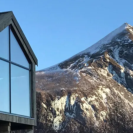 Steigen Sjohytter * Engeløya