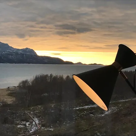 Steigen Sjohytter * Engeloya