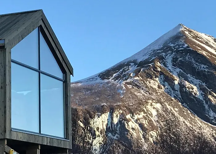 Steigen Sjohytter * Engeloya