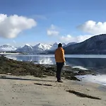 Steigen Sjohytter Lodge *