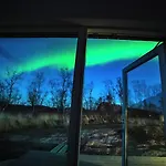 Steigen Sjohytter Lodge *
